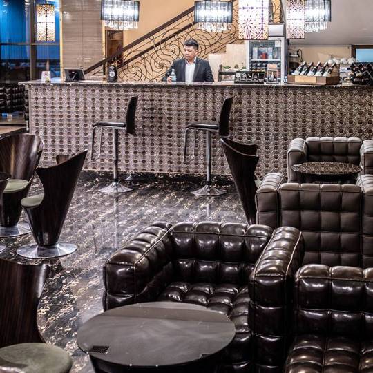 Hotel Damas Lobby Bar